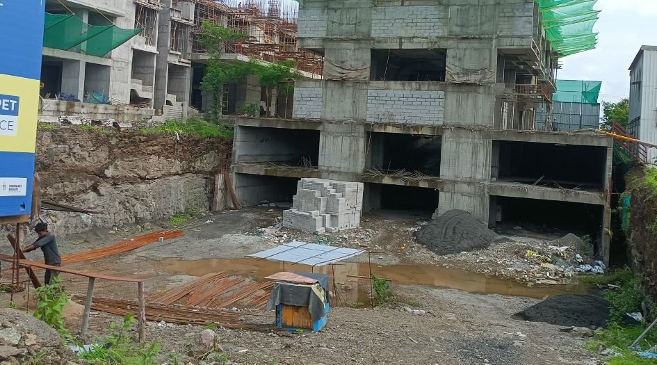 Om-Sky-Stories-Gallery-Construction-image-2
